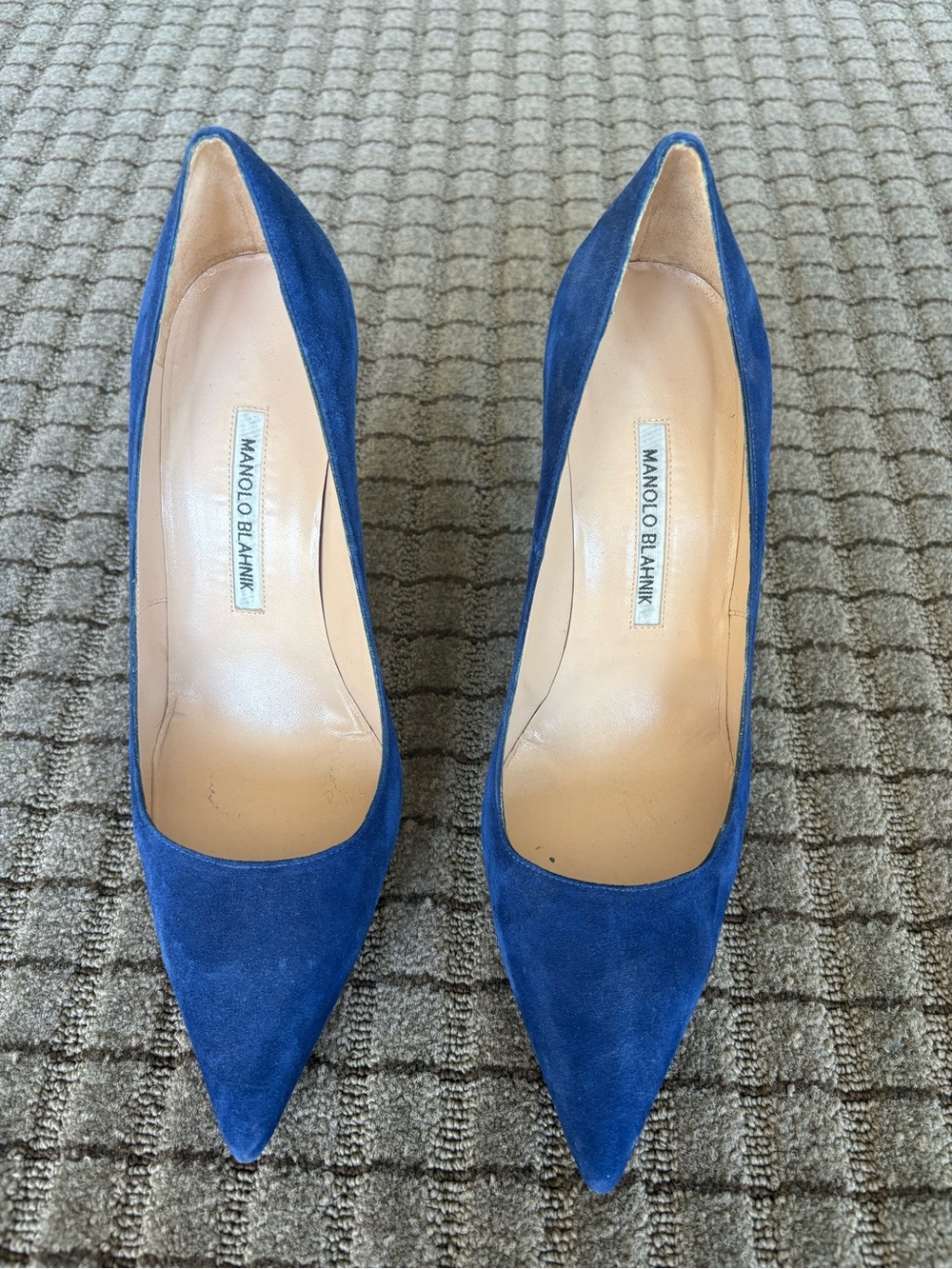 Manolo Blahnik Royal Blue Suede Pointed Toe Pumps Heels EU 40.5 US 10.5